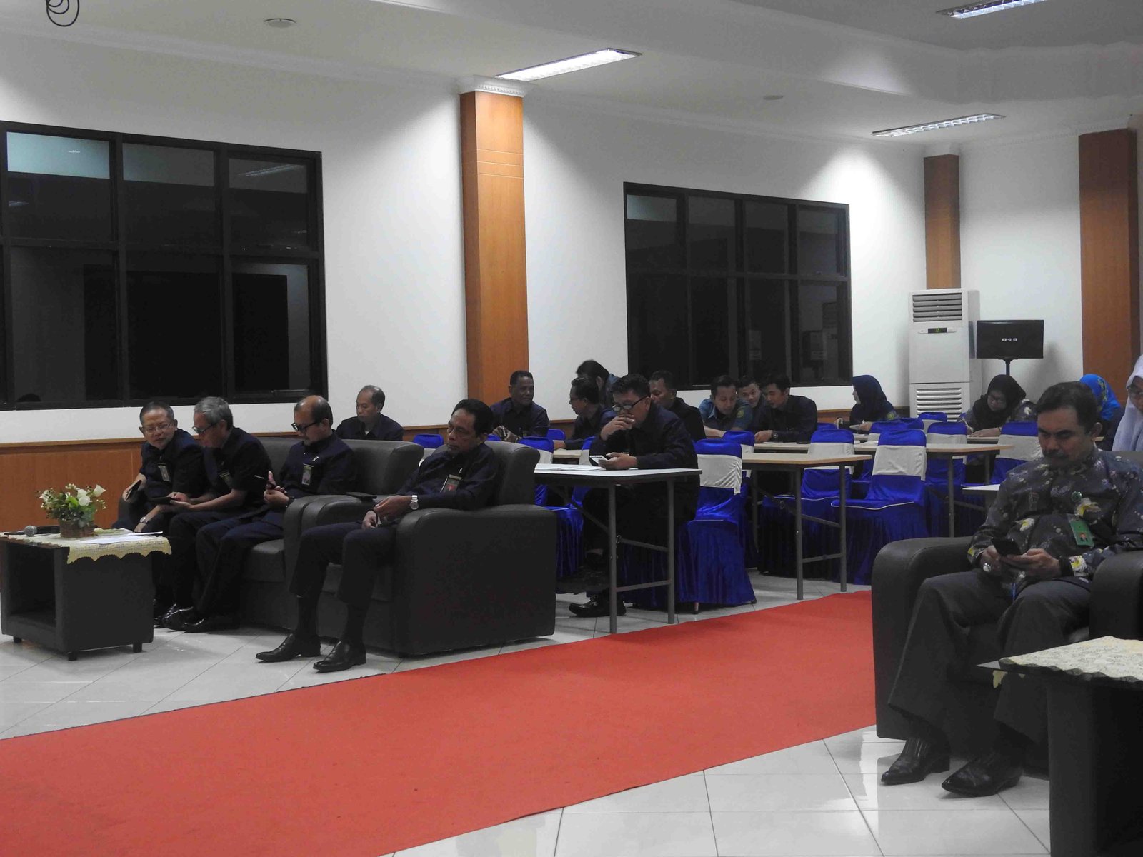 rapat tot 2