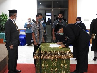 pelantik kifli3